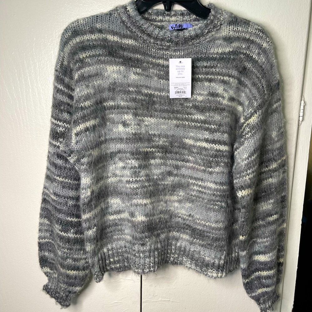 GET COZY☕️ BRAND NEW WITH TAGS/ VYLETTE GREY KNIT SWEATER/ SIZE MEDIUM WOMANS